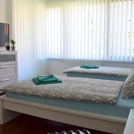 Downtown Bed & Breakfast! דירה פראג